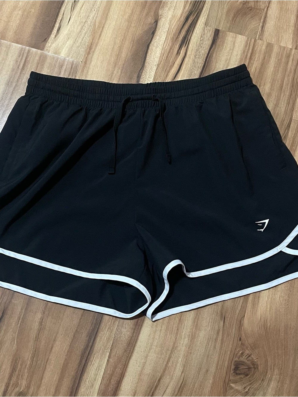 Gymshark Training Contrast Loose 2.5" Athletic Shorts Black Sz L